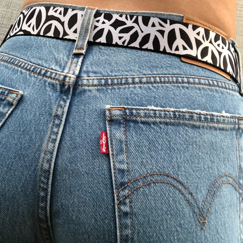 Peace Sign Belt - Picture 2 of 5